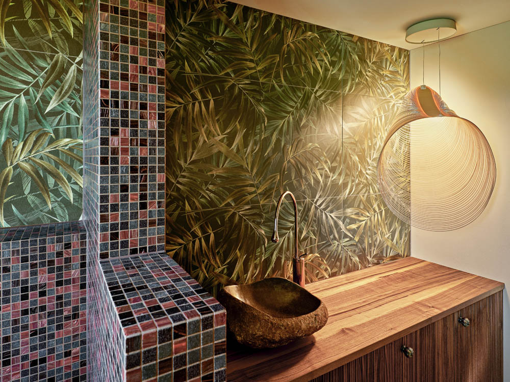 Spühlbecken aus Naturstein in einem Badezimmer